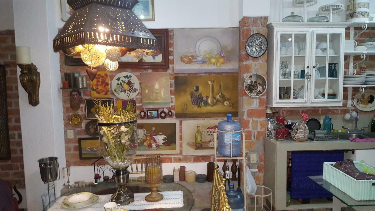 La Casona Azul Bed N Breakfast Santa Rosa de Jauregui ภายนอก รูปภาพ