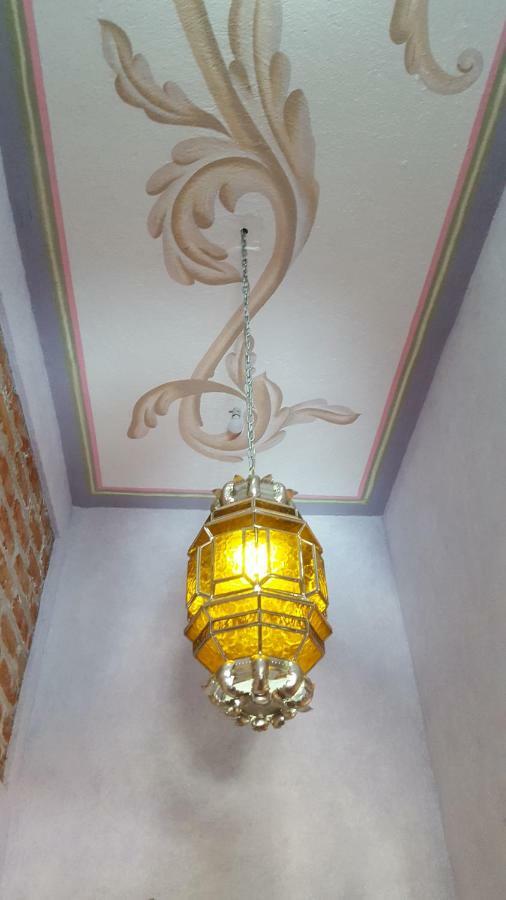La Casona Azul Bed N Breakfast Santa Rosa de Jauregui ภายนอก รูปภาพ
