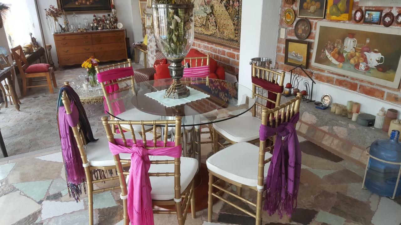 La Casona Azul Bed N Breakfast Santa Rosa de Jauregui ภายนอก รูปภาพ